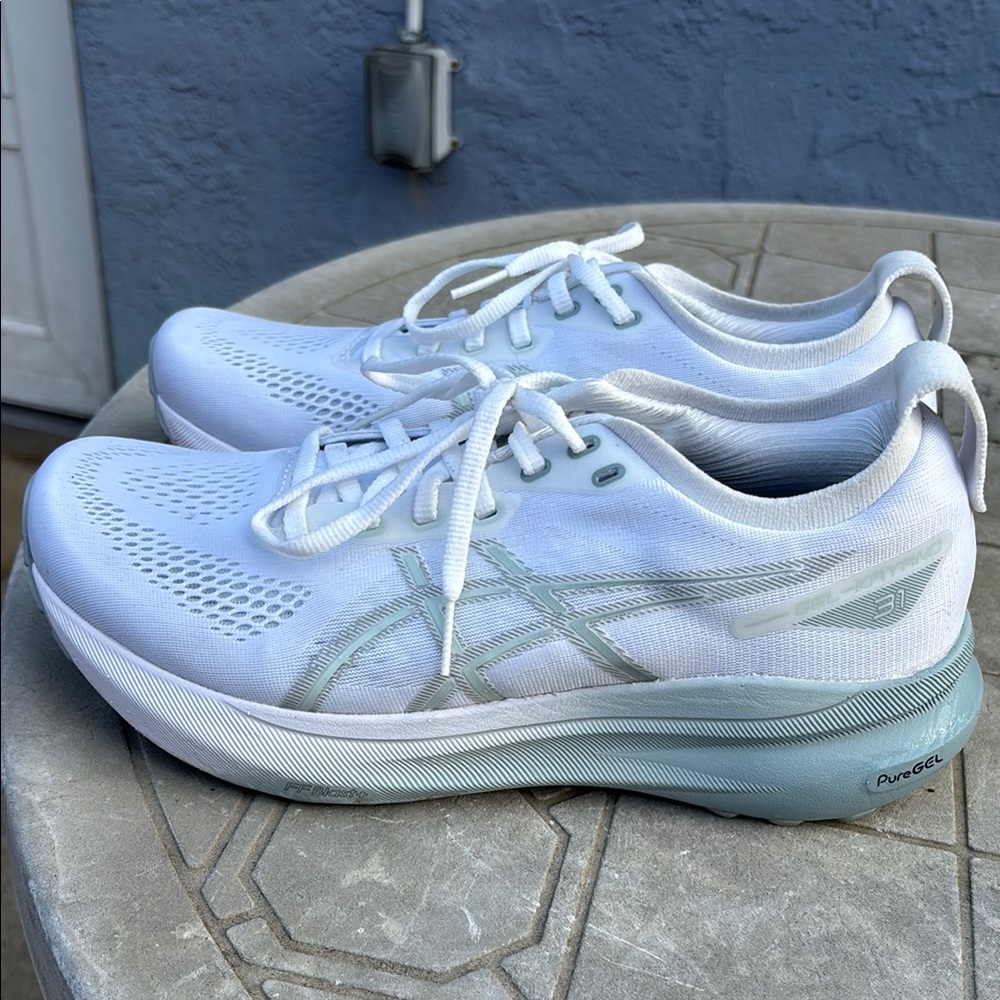 ASICS Women's Kayano 31 running shoes